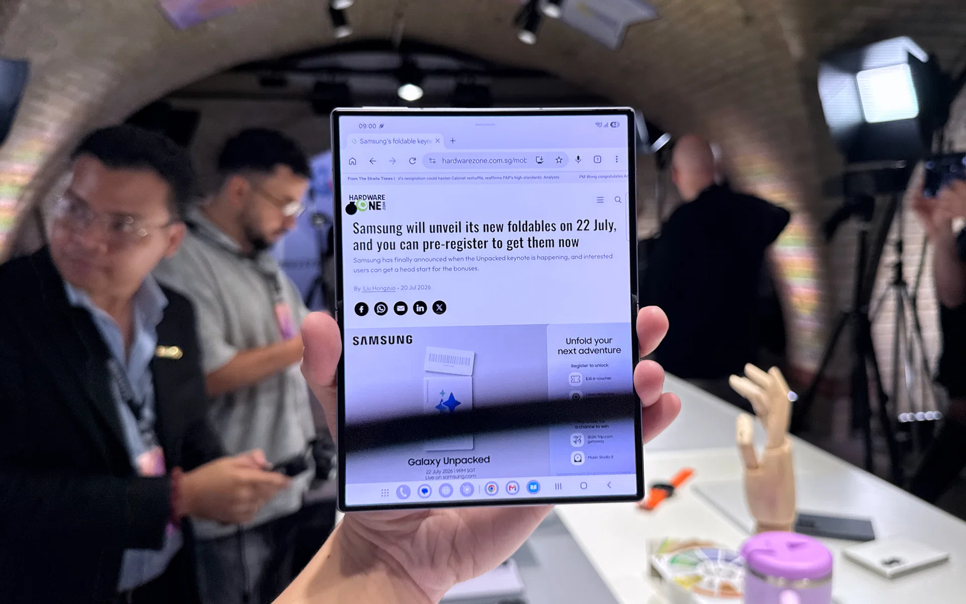 Samsung Galaxy Z Fold8 wide foldable