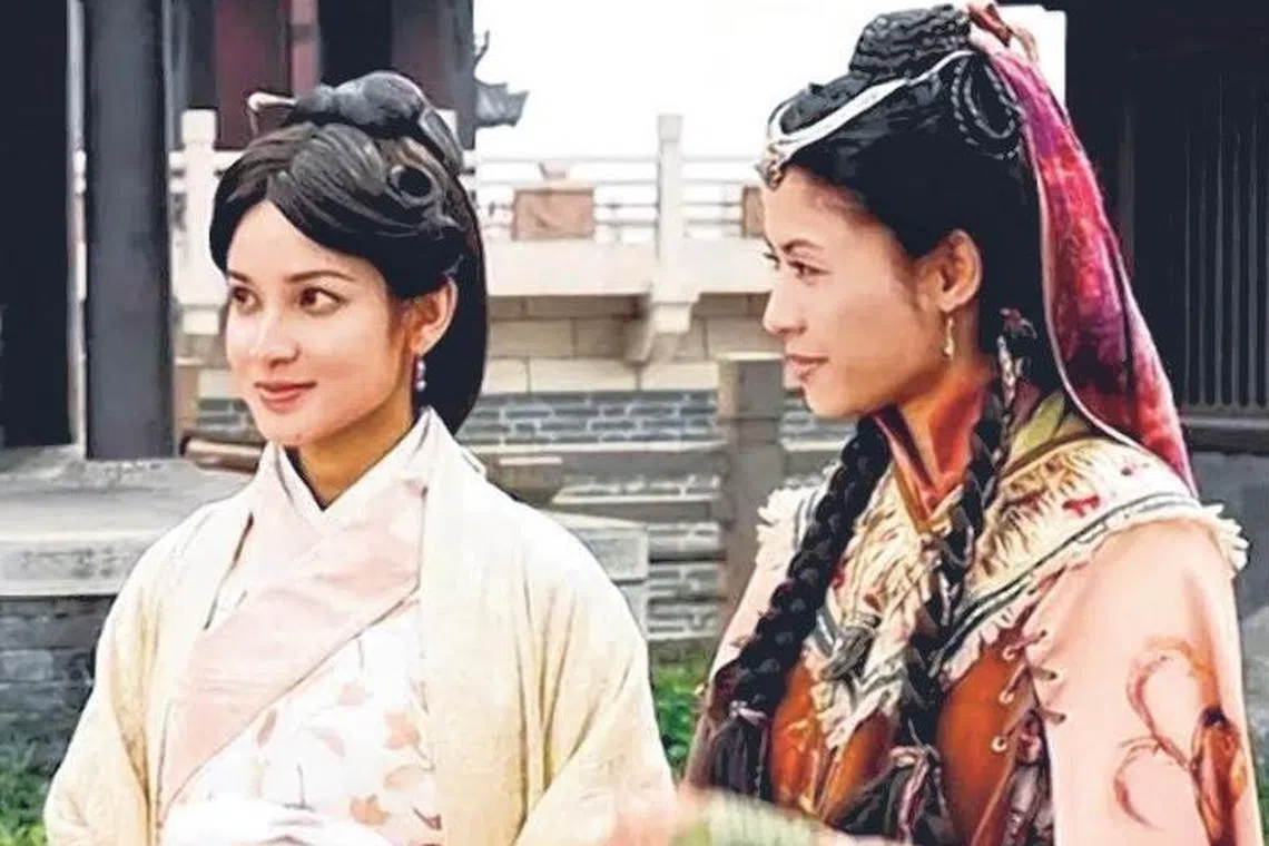 郑雪儿曾与宣萱合作《寻秦记》。（取自网络）