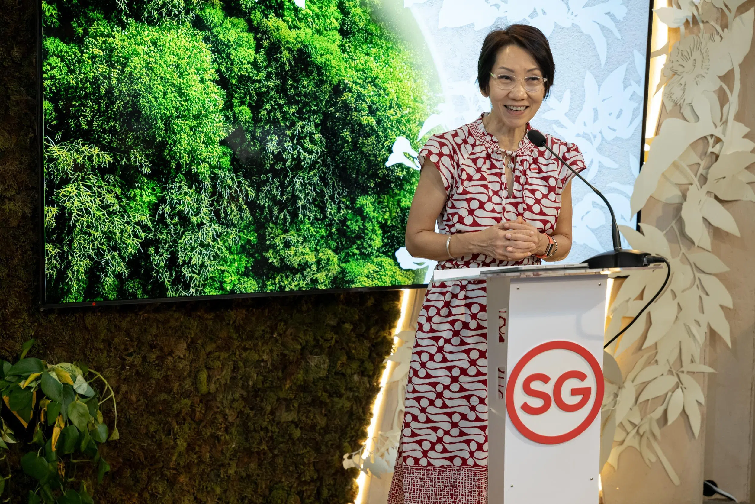 傅海燕说，碳市场是融资来源，对国家、社群和地球都有利。（COP30新加坡馆提供）