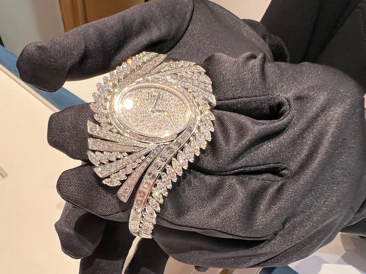 伯爵的Limelight Gala高级珠宝腕表再度展现品牌在珠宝领域的领先地位。（吴庆康摄）