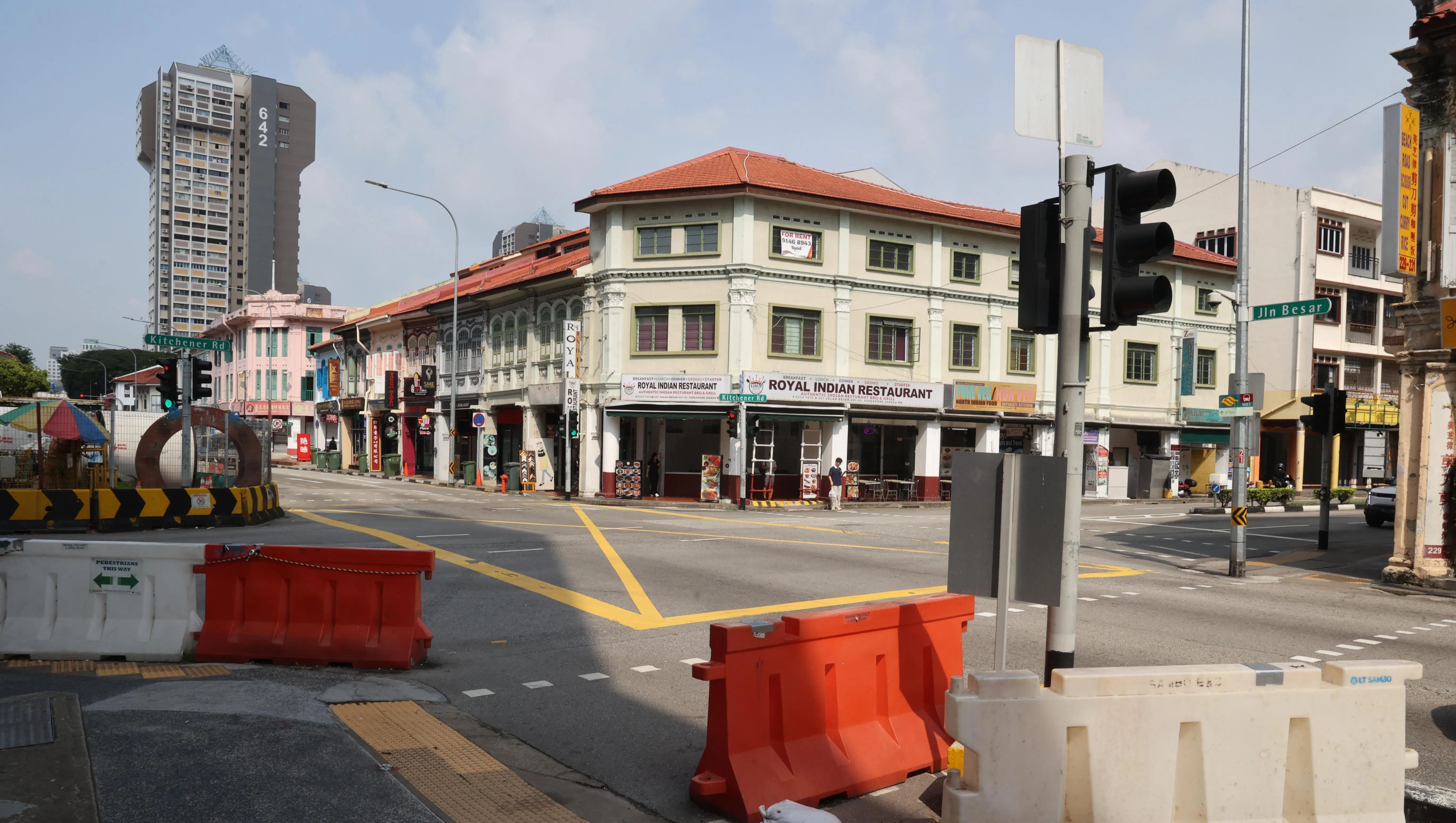 附近的店家受访时指出，事发路段频频发生车祸。（蔡振鸿摄）