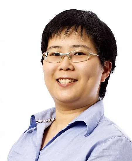 陈琬今医生认为，老年人跌倒通常与视力、肌肉控制和平衡能力差有关。（黄廷方综合医院提供）