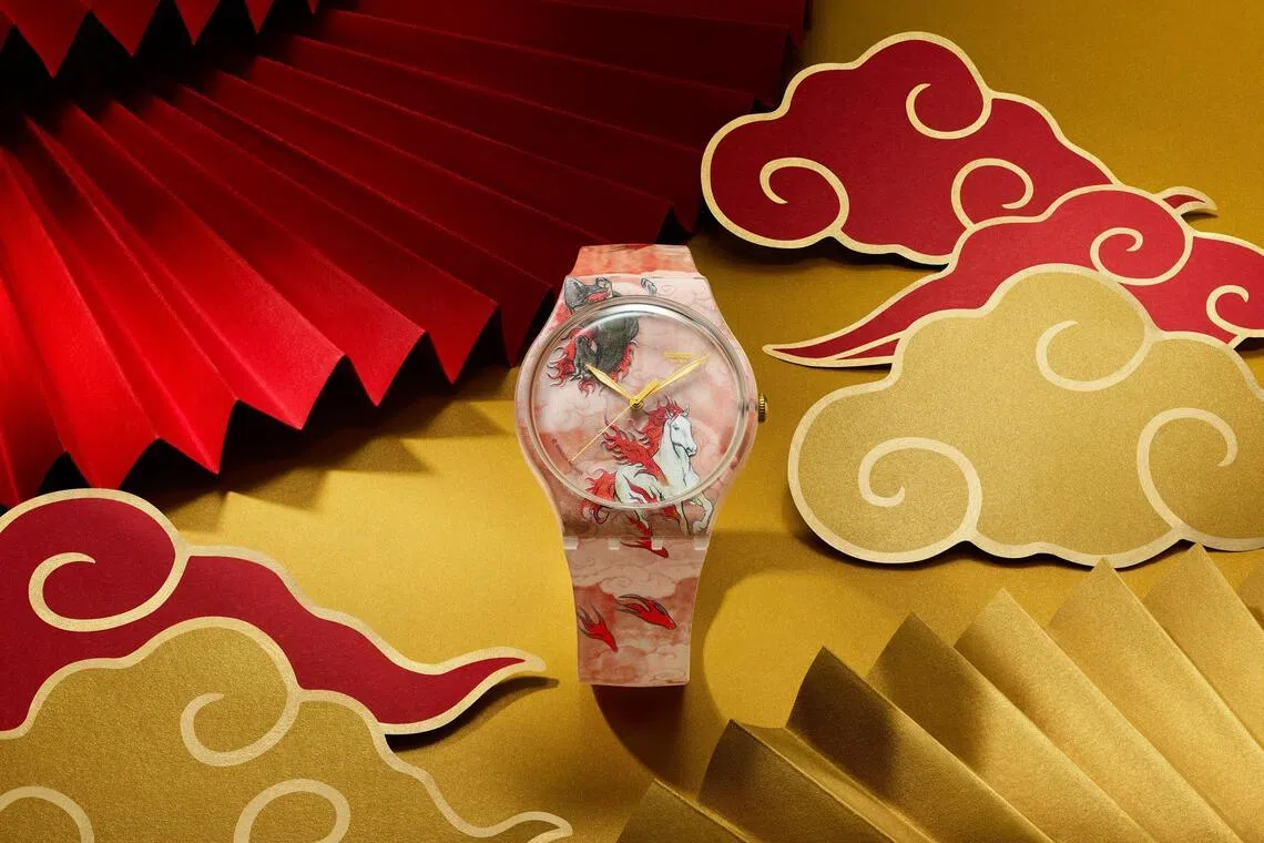 斯沃琪“驭云破界”生肖特别款腕表，将当代艺术、民俗象征与流行文化融于一体。（斯沃琪提供）
