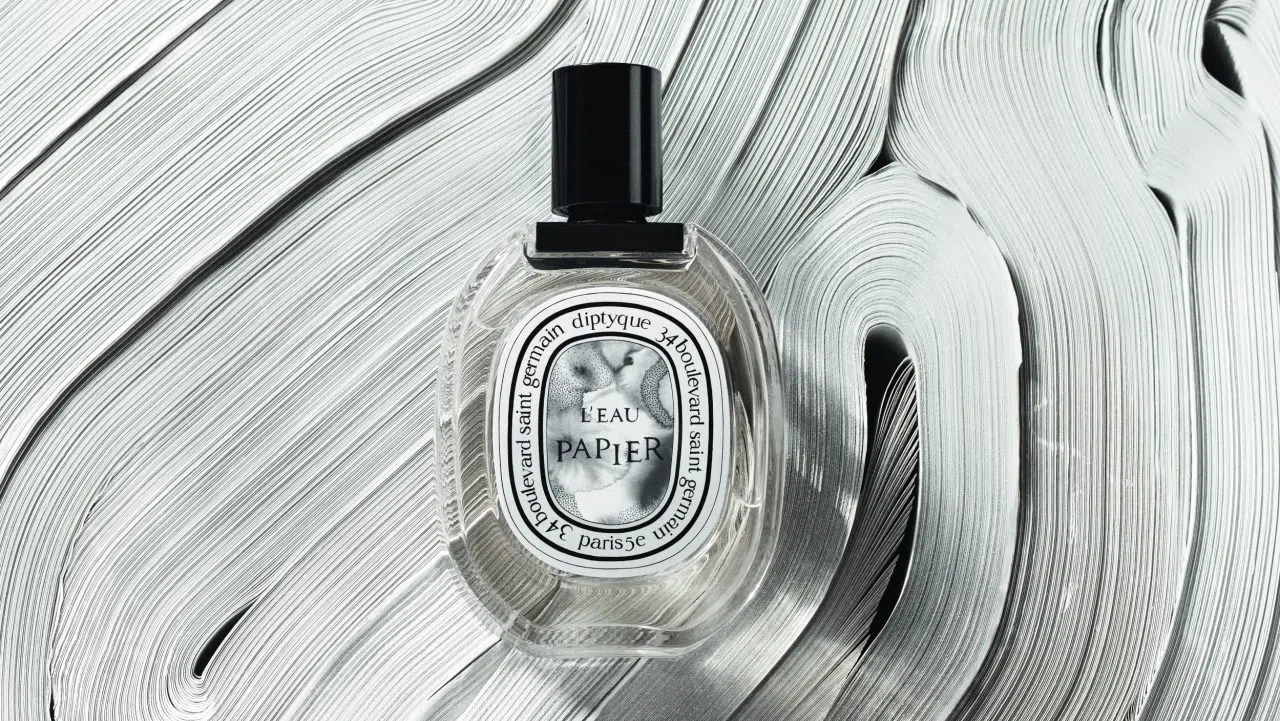 巴黎Diptyque香氛的“L’Eau Papier”香水，调出翻书时扑鼻而来的“书香”。（取自品牌网站）