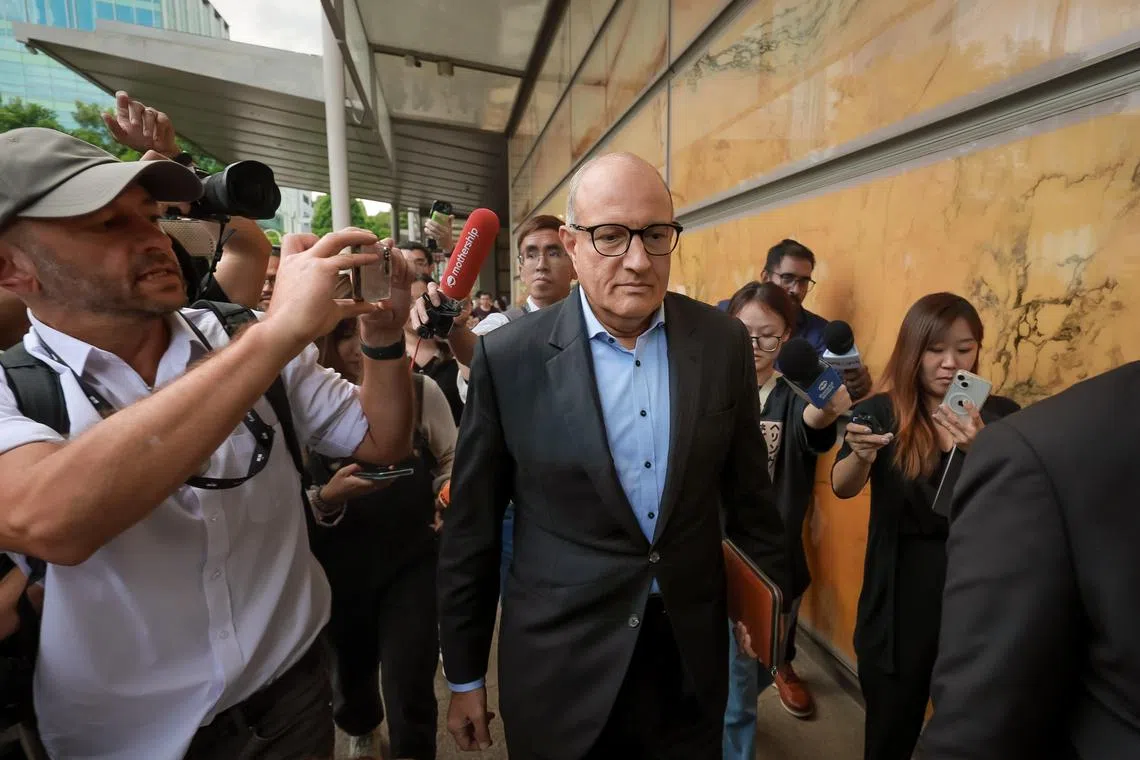 前交通部长易华仁是新加坡独立以后，首名因为向有公务关系者索取并接受贵重物品，而被治罪的公职人员。（档案照片）
