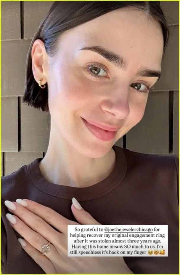 Lily Collins丢失了三年的订婚钻戒终于找到了。（互联网）