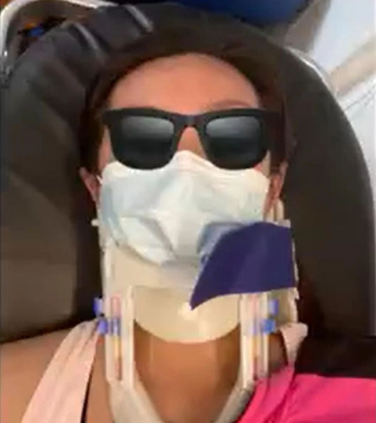 莎莉在贴文道：“当时脚踏车的速度很快，直接撞了上来。我被撞倒后，短暂昏迷了几秒钟。”