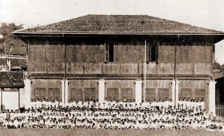 1893年落成的华英义塾，校舍可容纳300名男童。（互联网）