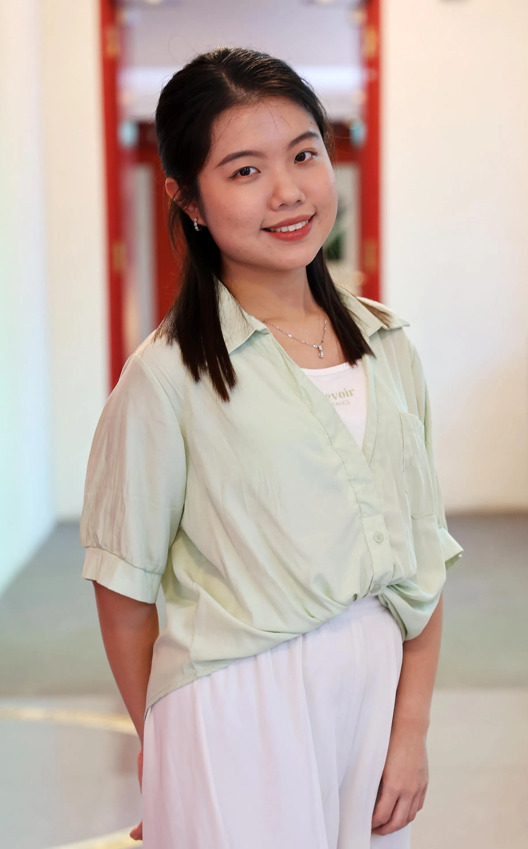 陈奕帆认为，南音演唱让她从“机械式”的练琴中静下来，并且找到了“发自内心”的声音。（萧紫薇摄）