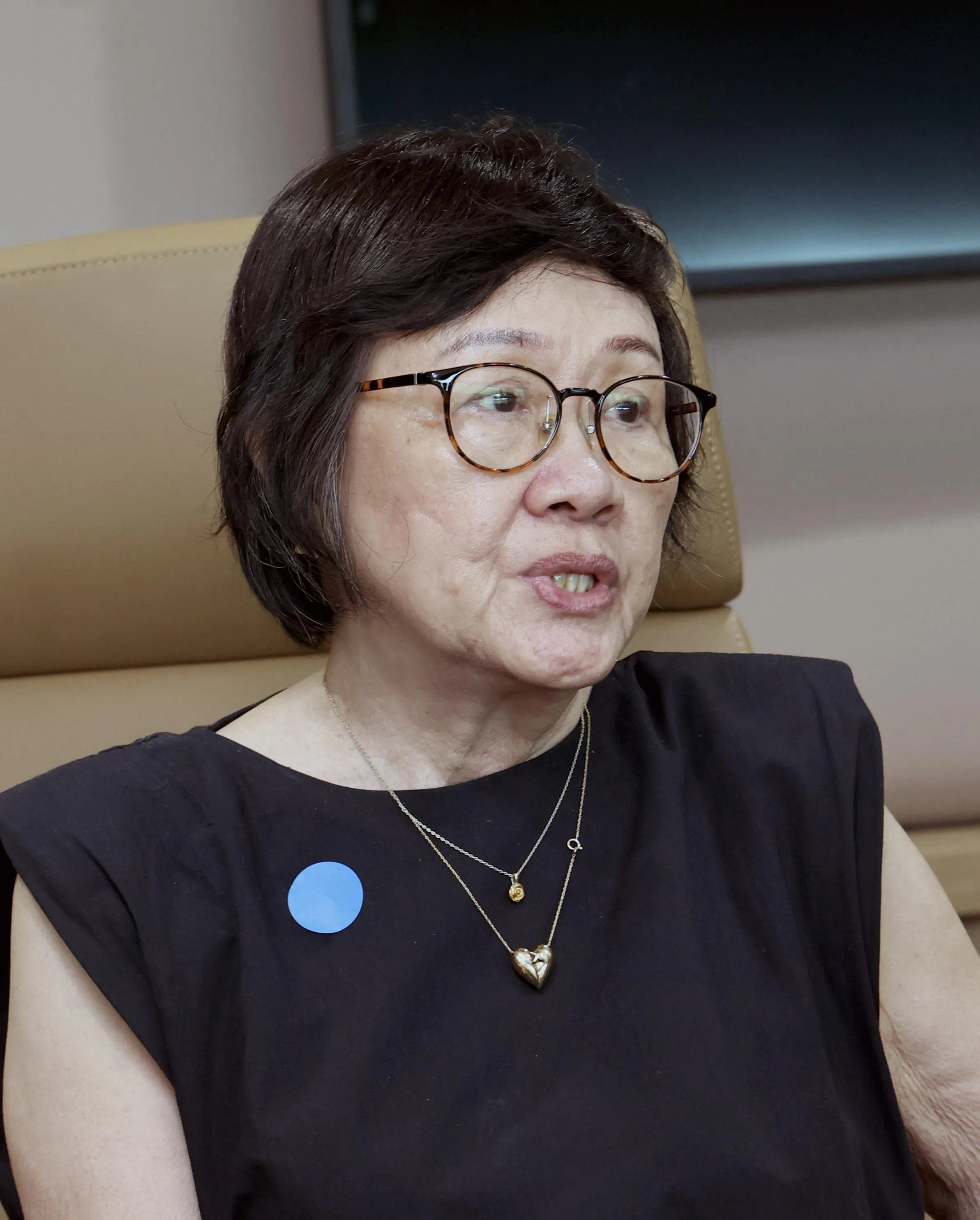 何秀馨加入移民局时打破“全男性”传统，成为第一批女性职员。（周国威摄）