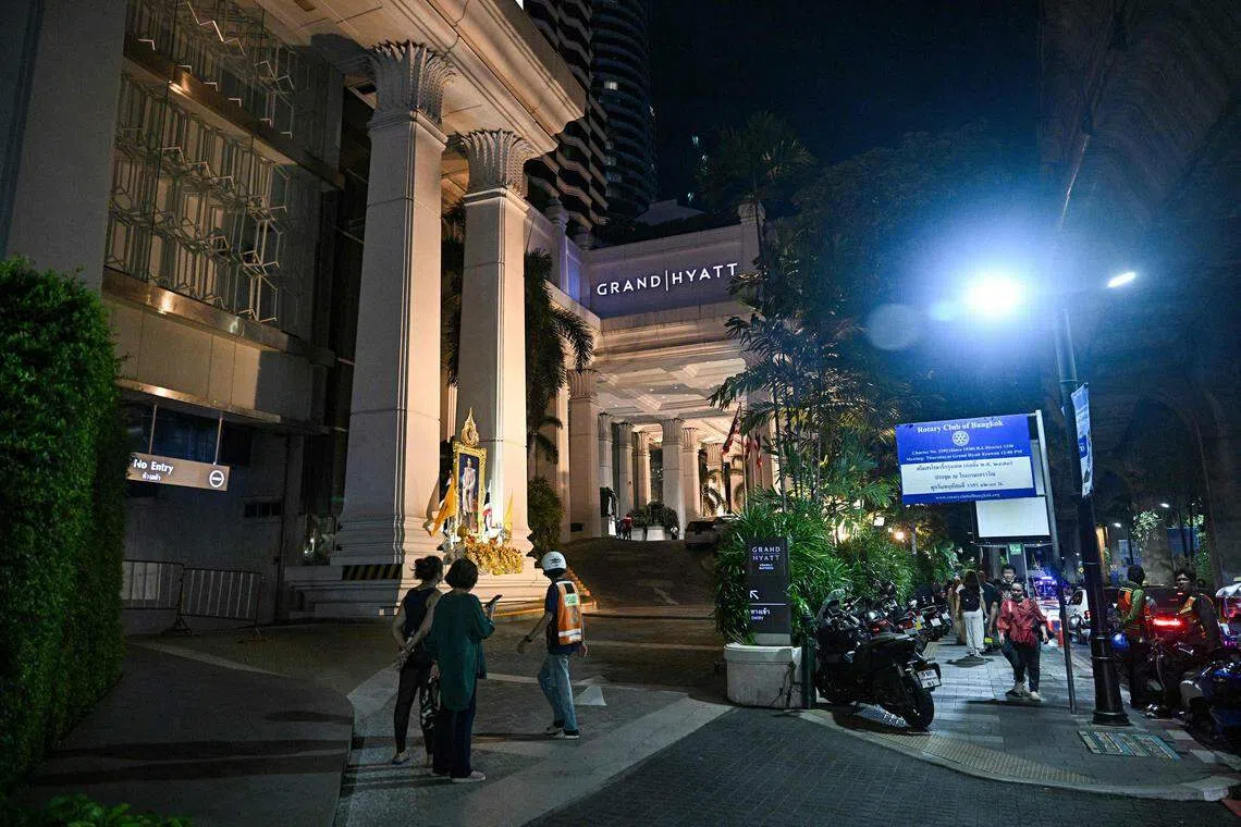 发生命案的君悦酒店位于首都曼谷拉差帕颂（Ratchaprasong）区闹市。（法新社）