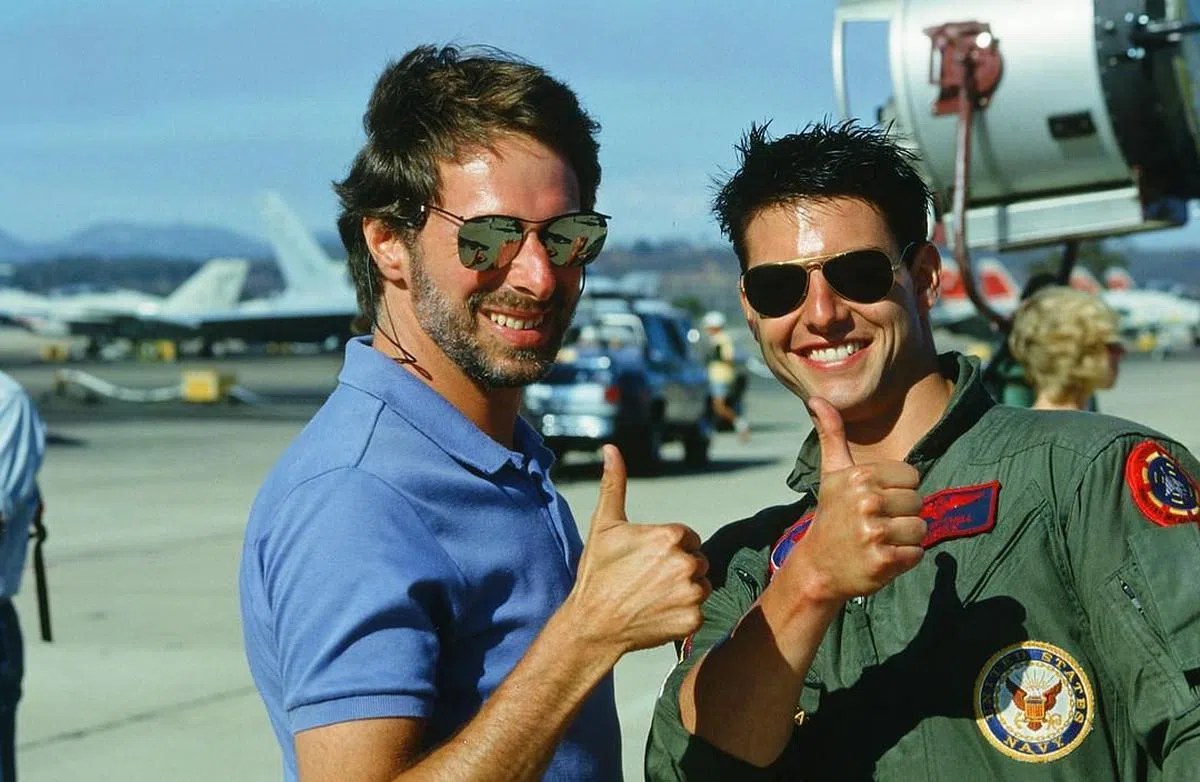 1986年上映的《捍卫战士》（Top Gun）是阿汤哥（右）的成名作。（图/IG）