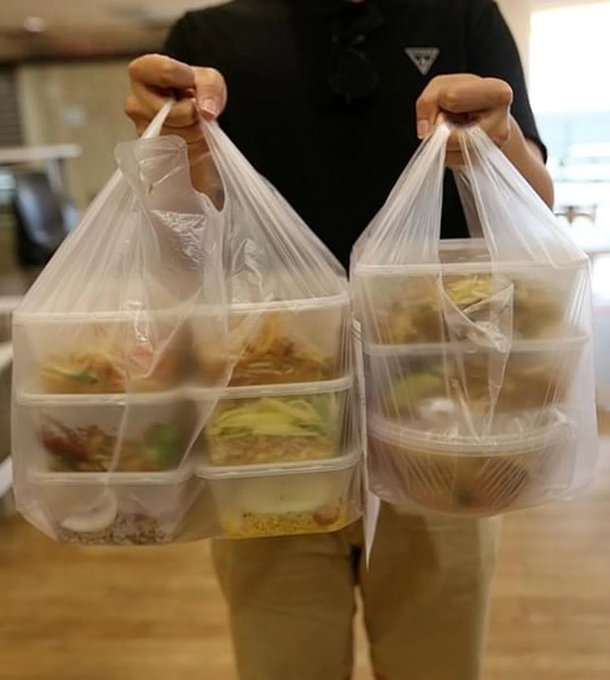 团购尤其适合喜欢尝鲜，但懒得自己抢购美食的人。（档案照片）