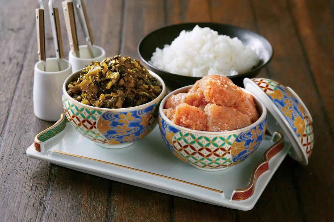 明太子和腌制芥菜，都非常下饭。（餐馆提供）