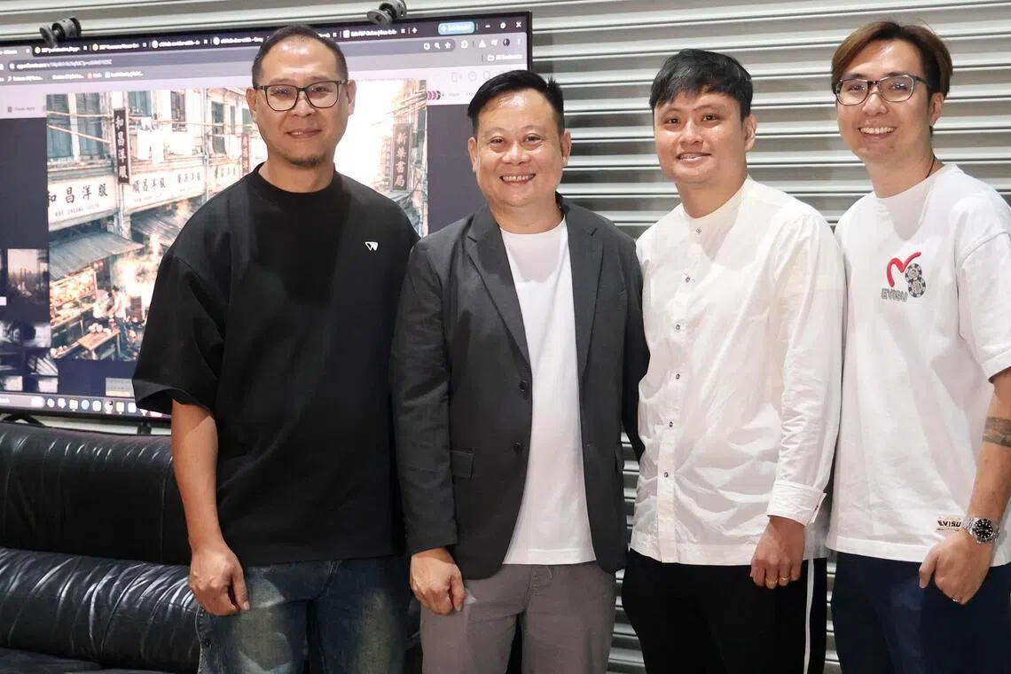 邝子君（左二）与促成AI混合式制作《除子》的AI创新与视觉特效总监方伟杰（左起）、AI视觉架构总监林淦晖（右二）和AI摄影总监兼视觉导演孙业翔（左）。（邬福梁摄）