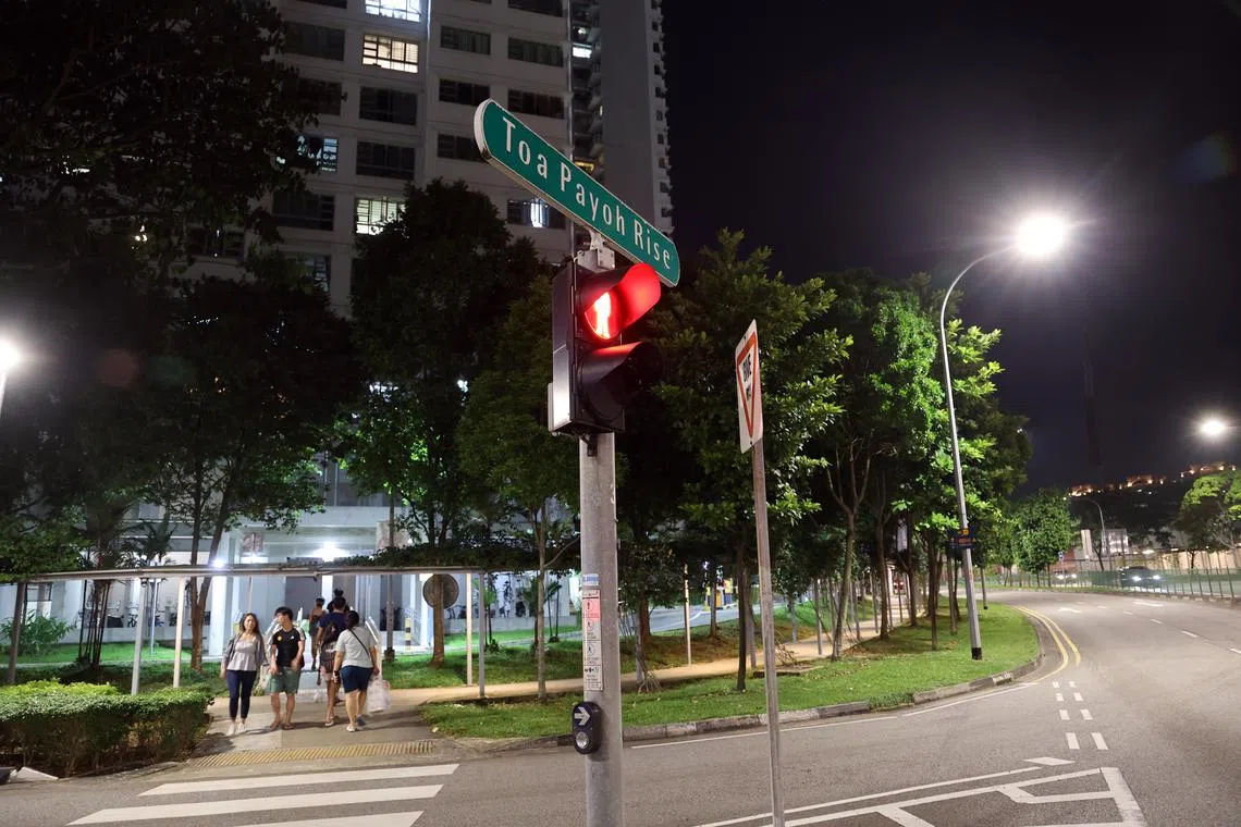 这起抢劫案发生在星期四（4月24日）凌晨1时20分，地点在大巴窑坡。（刘启成摄）