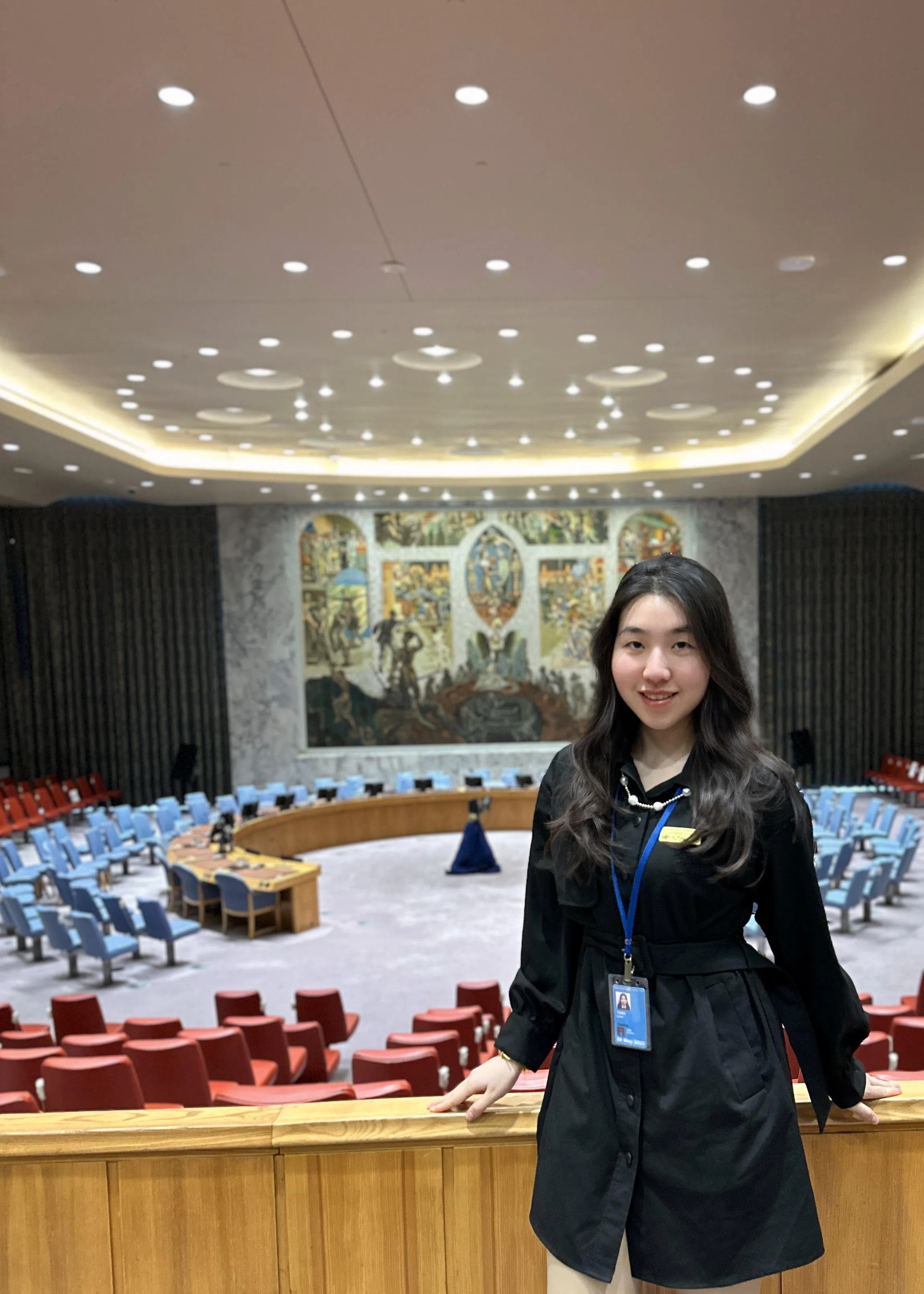 清华大学研究生汤乐妍去年12月进入纽约联合国总部实习。（受访者提供）