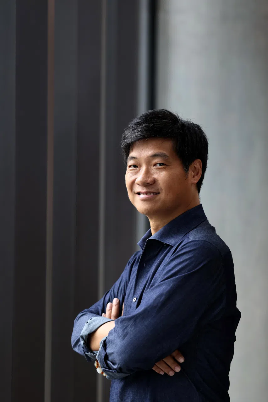 吕岩首次执导潮剧，在“守潮”基础上加以创新。（龙国雄摄）