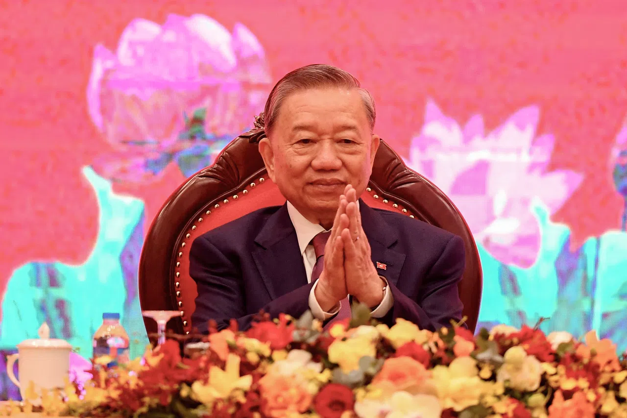 2024年8月3日，越南国家主席苏林接替已故的阮富仲，出任越南共产党第十三届中央委员会总书记，成为越南最高领导人。（法新社）