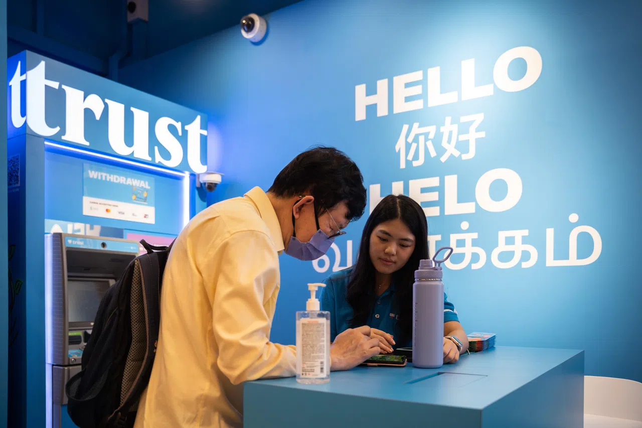 优信银行（Trust Bank）是渣打银行和职总创优企业合作社（NTUC Enterprise）合资经营的数码银行。（档案照片）