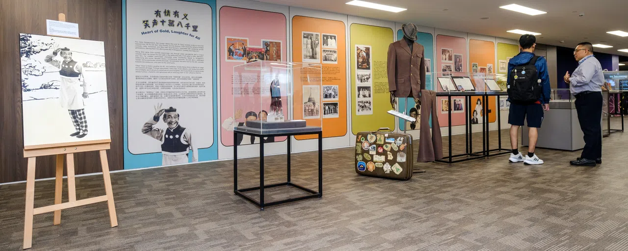 王沙“有情有义：笑声十万八千里”特展，9月3日正式在国大图书馆揭幕。（曾坤顺摄）