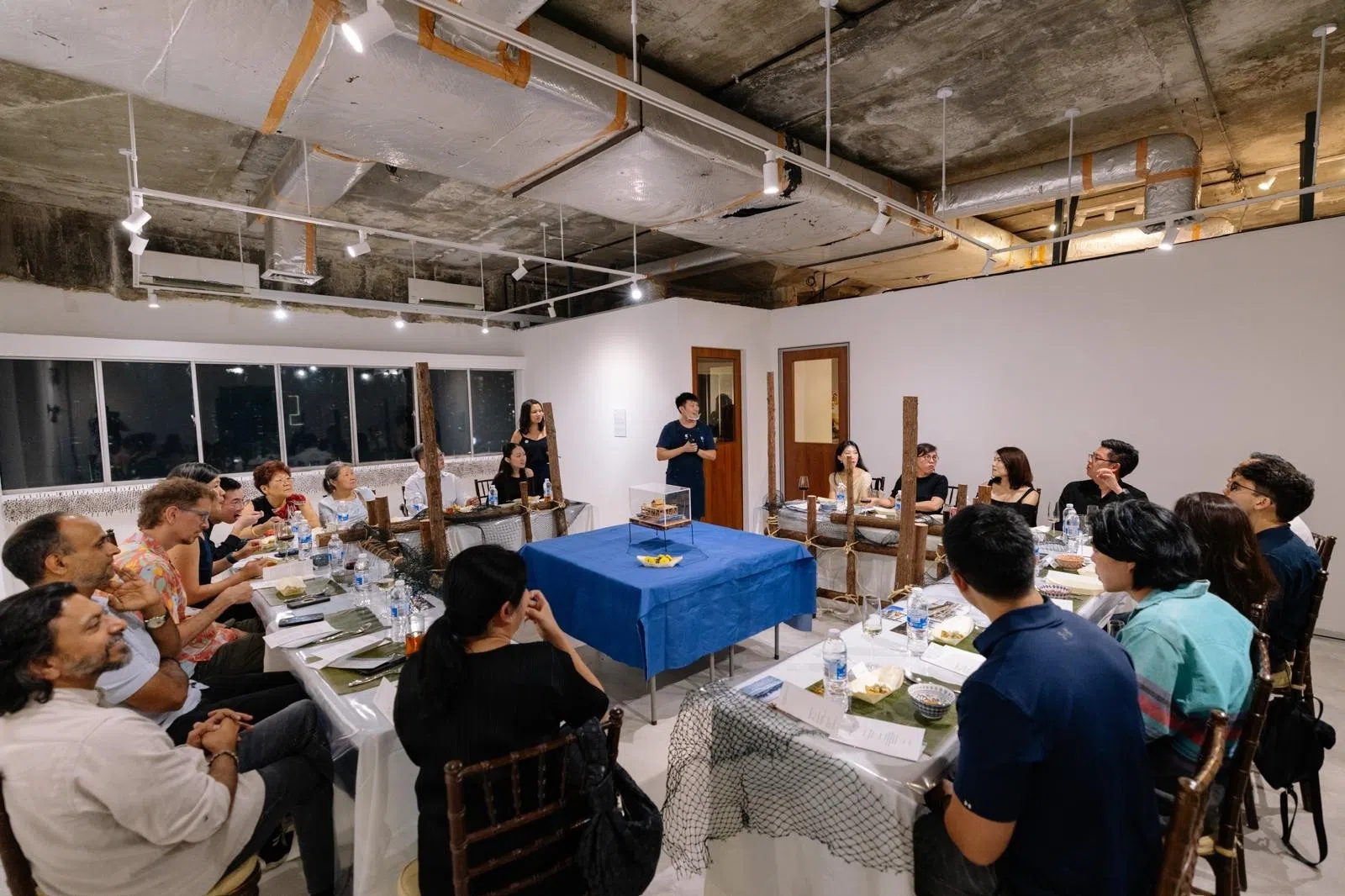 “离开”首个活动预展10月21日晚在黄金大厦Oh!Open House会所举行。（Oh!Open House提供）