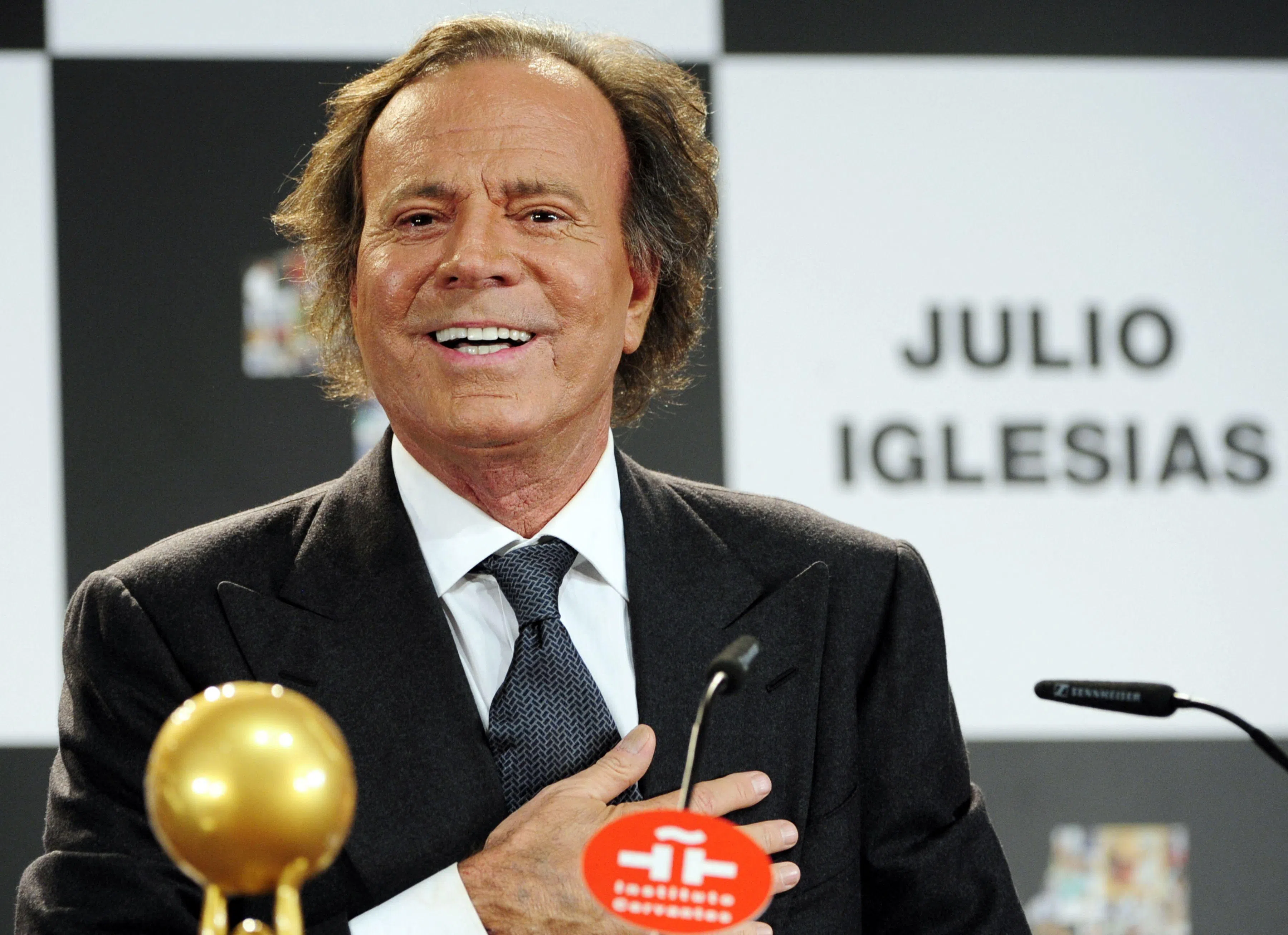 Julio Iglesias是西班牙家喻户晓的巨星歌手。（法新社）