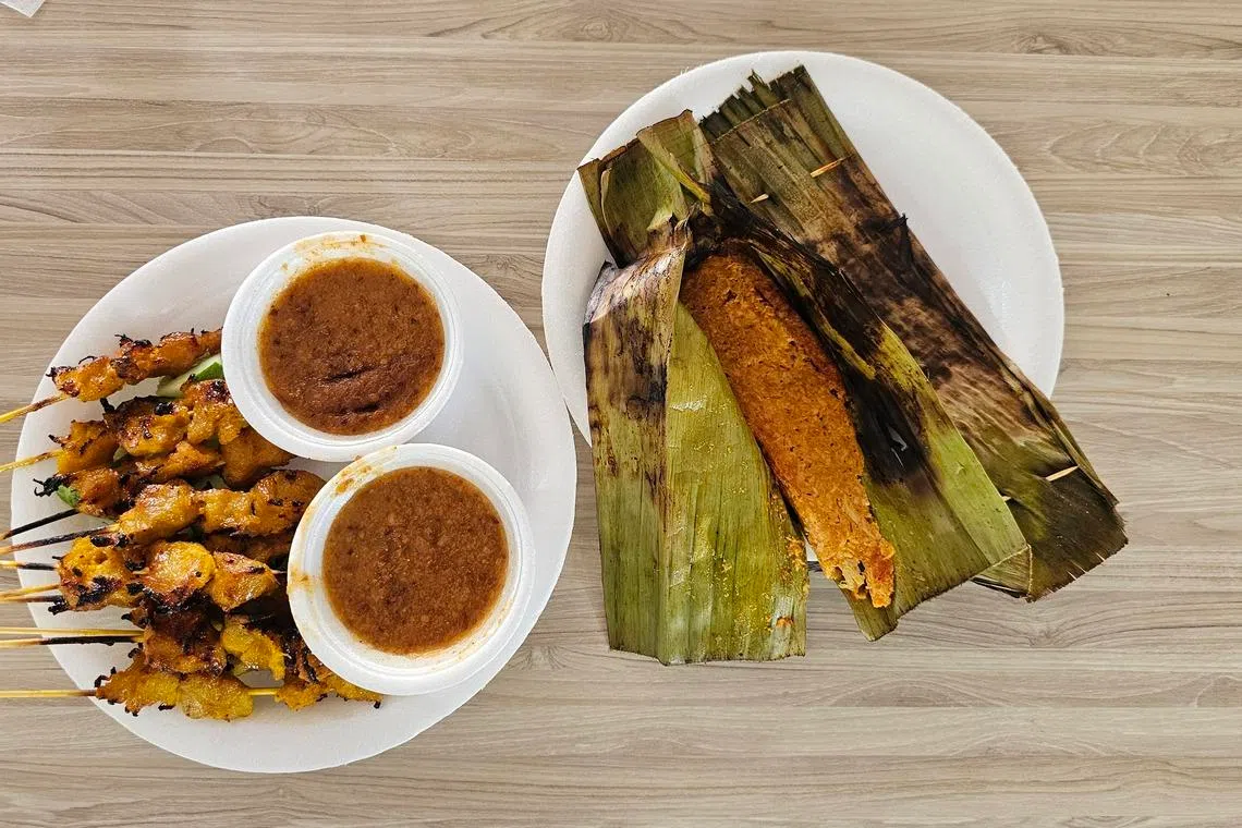 素沙爹和素乌打以大豆制成，吃起来，口感不一样。（黄亿敏摄）