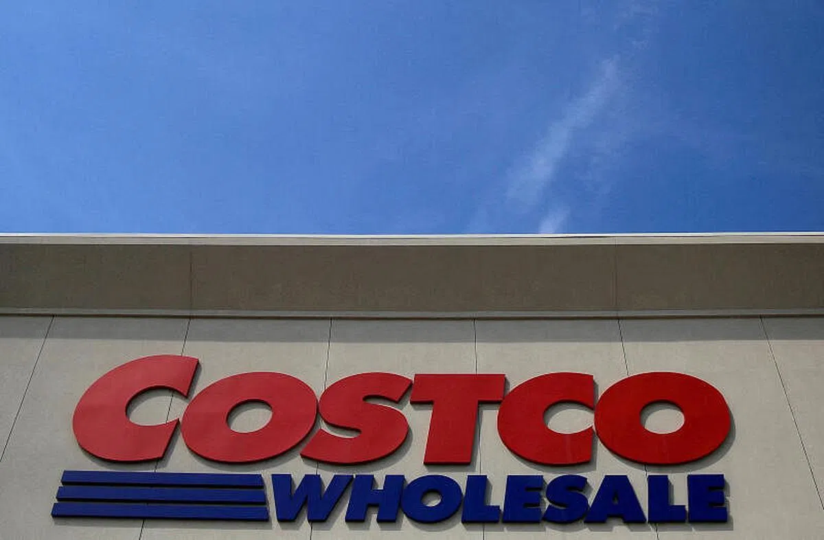 Costco Wholesale的季度同店销售额虽然增长6.6%，也比预期的6.4%出色，但是和上一季度的13.7%增幅相比就逊色许多。（路透社）