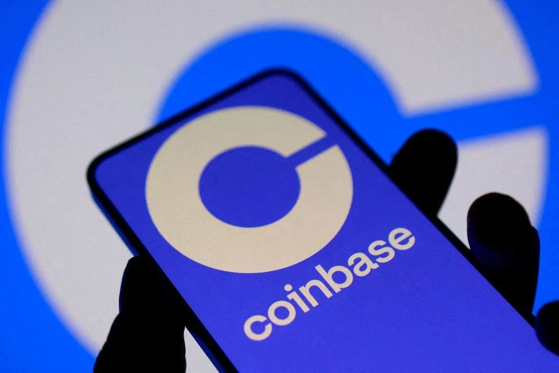 作为人工智能驱动重组计划的一部分，Coinbase在本星期也宣布将裁减约14%员工。这将涉及约700个职位。（路透社）