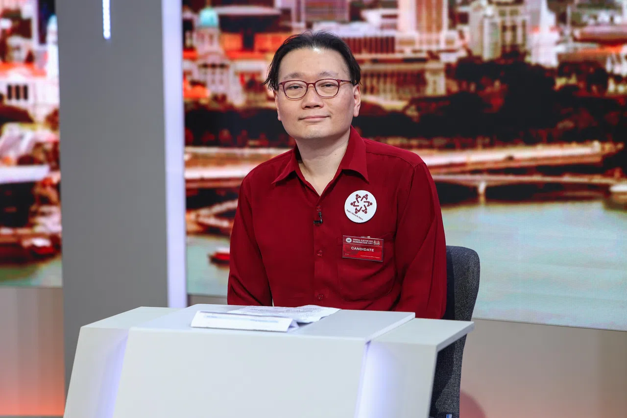 人民联盟杨厝港单选区候选人方爱民。（白艳琳摄）