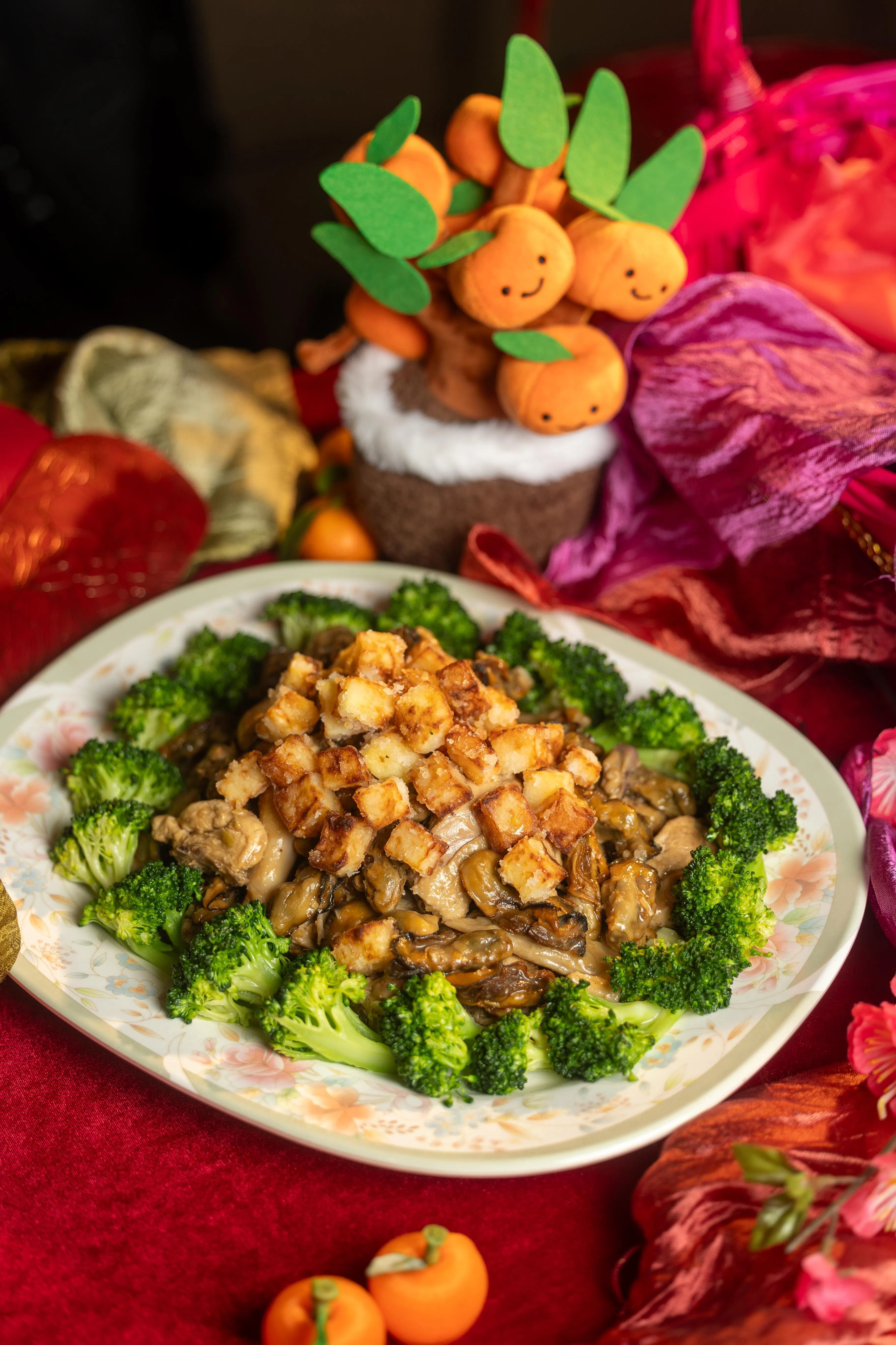 鸡肉鲜美，蚝豉醇香，配上爽脆马铃薯，格外下饭。（吴先邦摄）