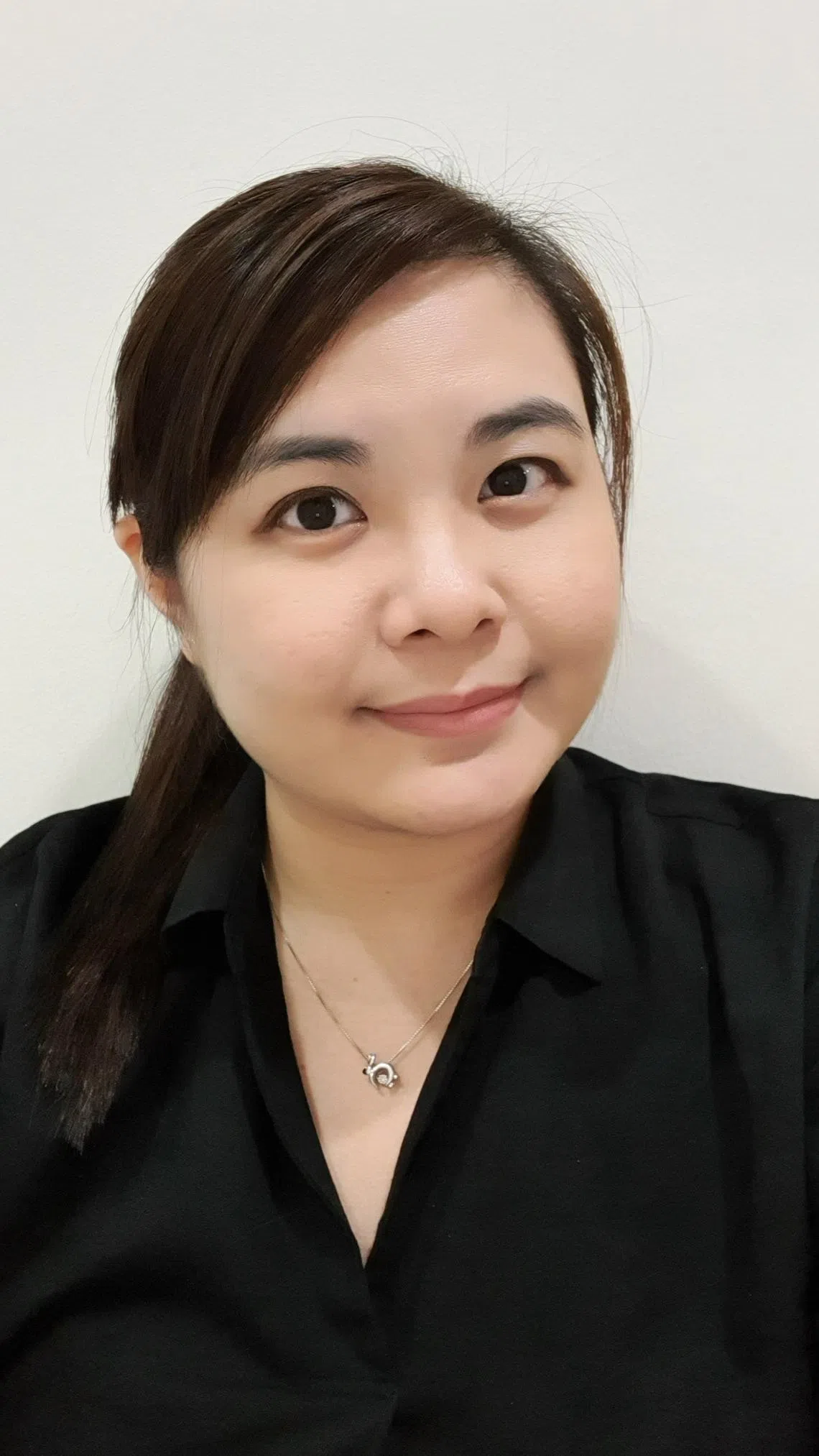 整理师邝秋萍建议大扫除时和家人一起先做一轮断舍离，才开始分工打扫。（受访者提供）
