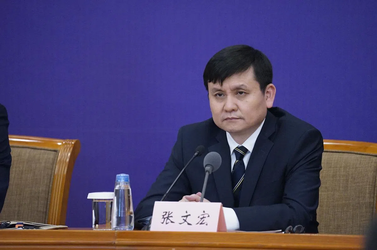 上海复旦大学附属华山医院感染科主任张文宏认为，中国需要有长期与病毒共存的智慧。（互联网）