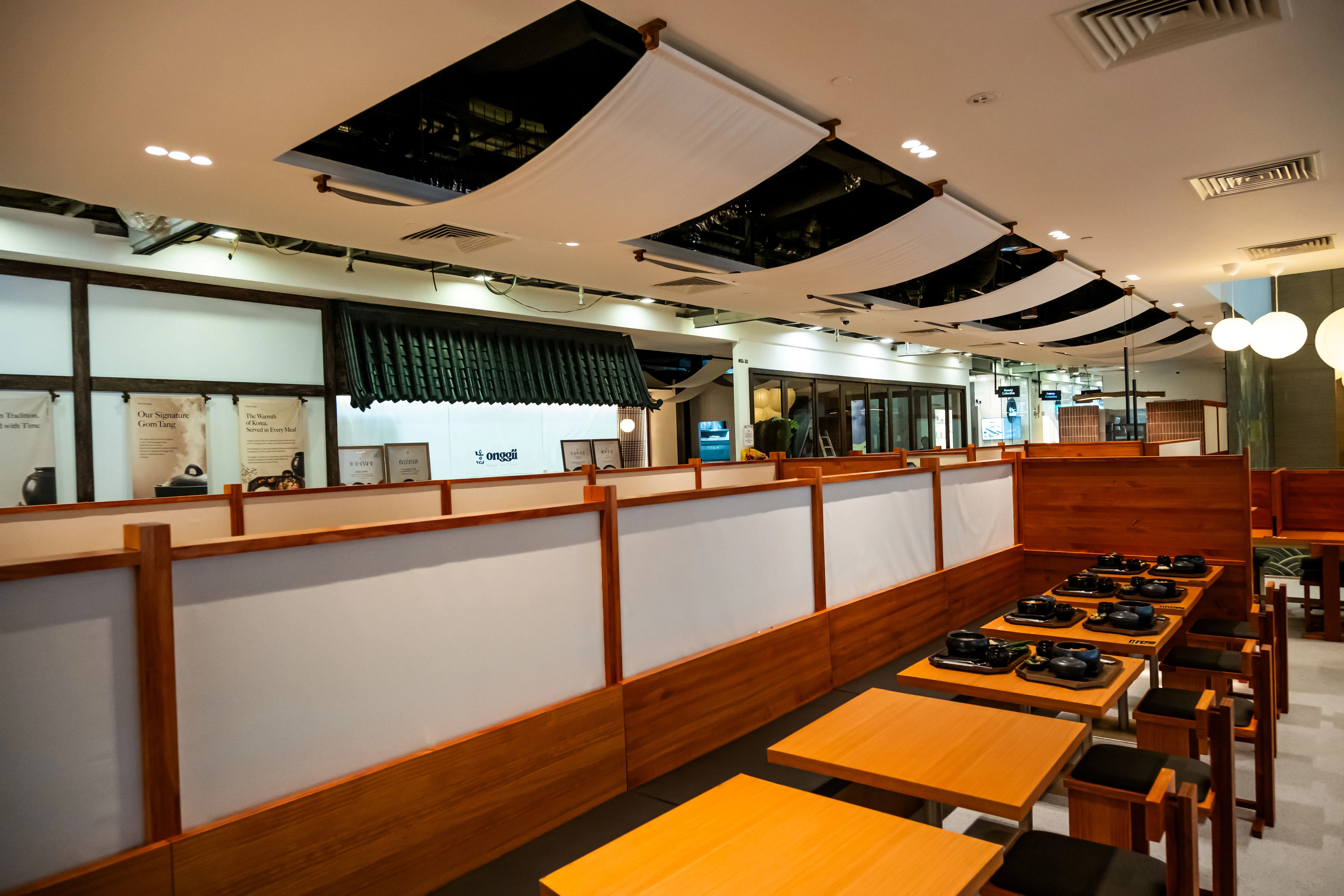 Onggii新门店请到韩国知名韩屋建筑专家操刀，将传统建筑美学与饮食文化融入餐饮空间。（餐馆提供）