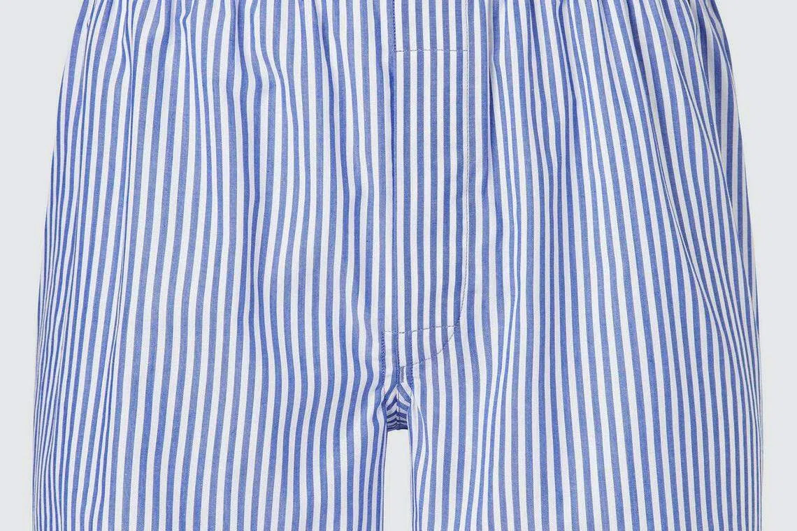 条纹四角裤搭配同款衬衫很别致。（Uniqlo提供）
