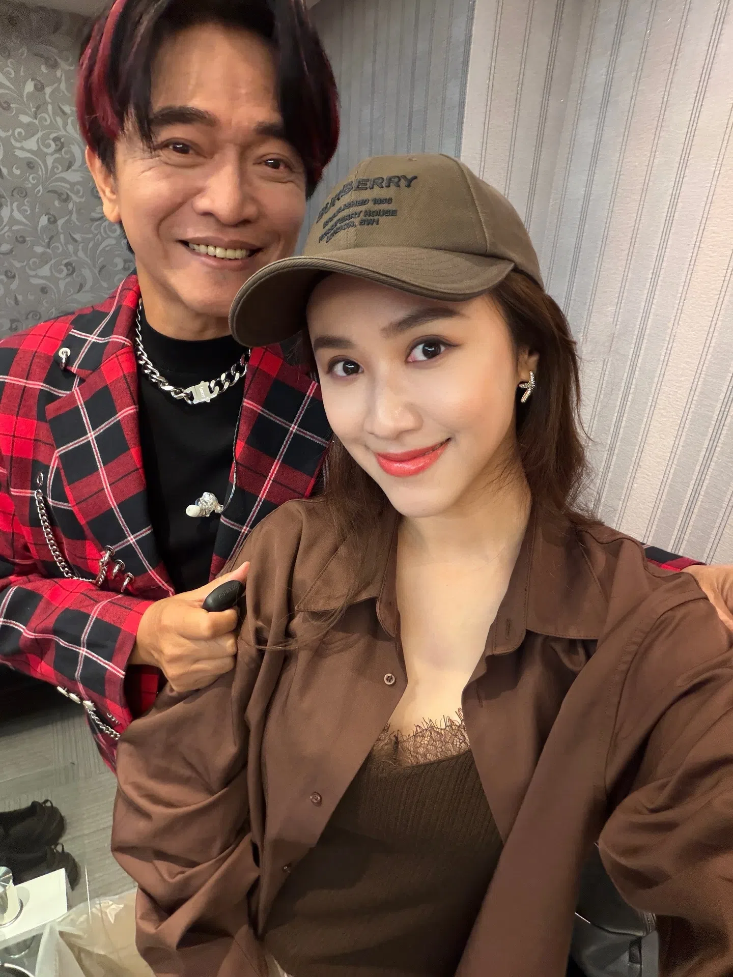 吴宗宪（左）与长女吴姗儒都是演艺圈中人。（取自吴姍儒IG）
