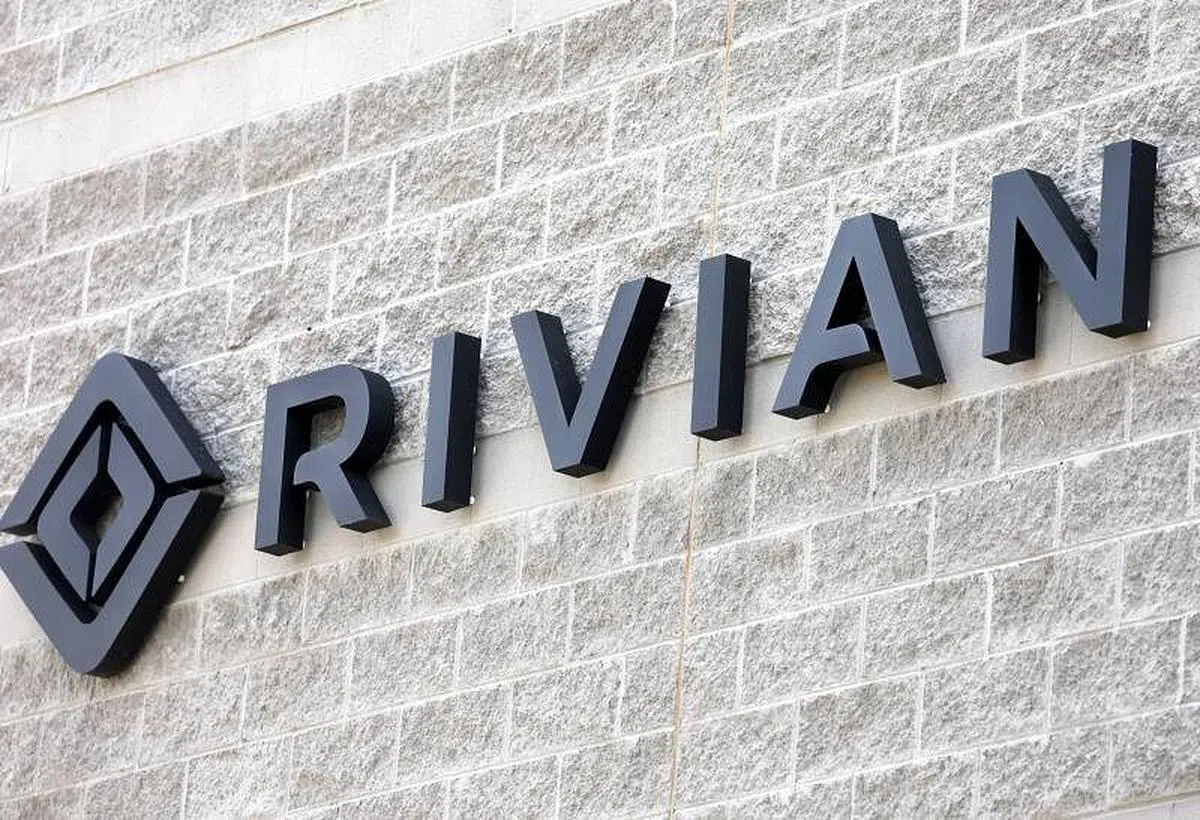 Rivian Automotive在今年上半年曾召回500辆安全气囊有问题的电动车。之后在8月间，该公司又召回200辆安全带出现问题的车子。（法新社）