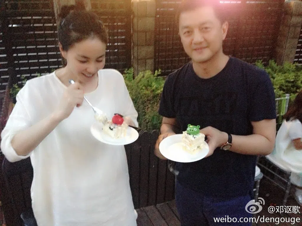 李亚鹏（右）和王菲在2013年离婚。（互联网）