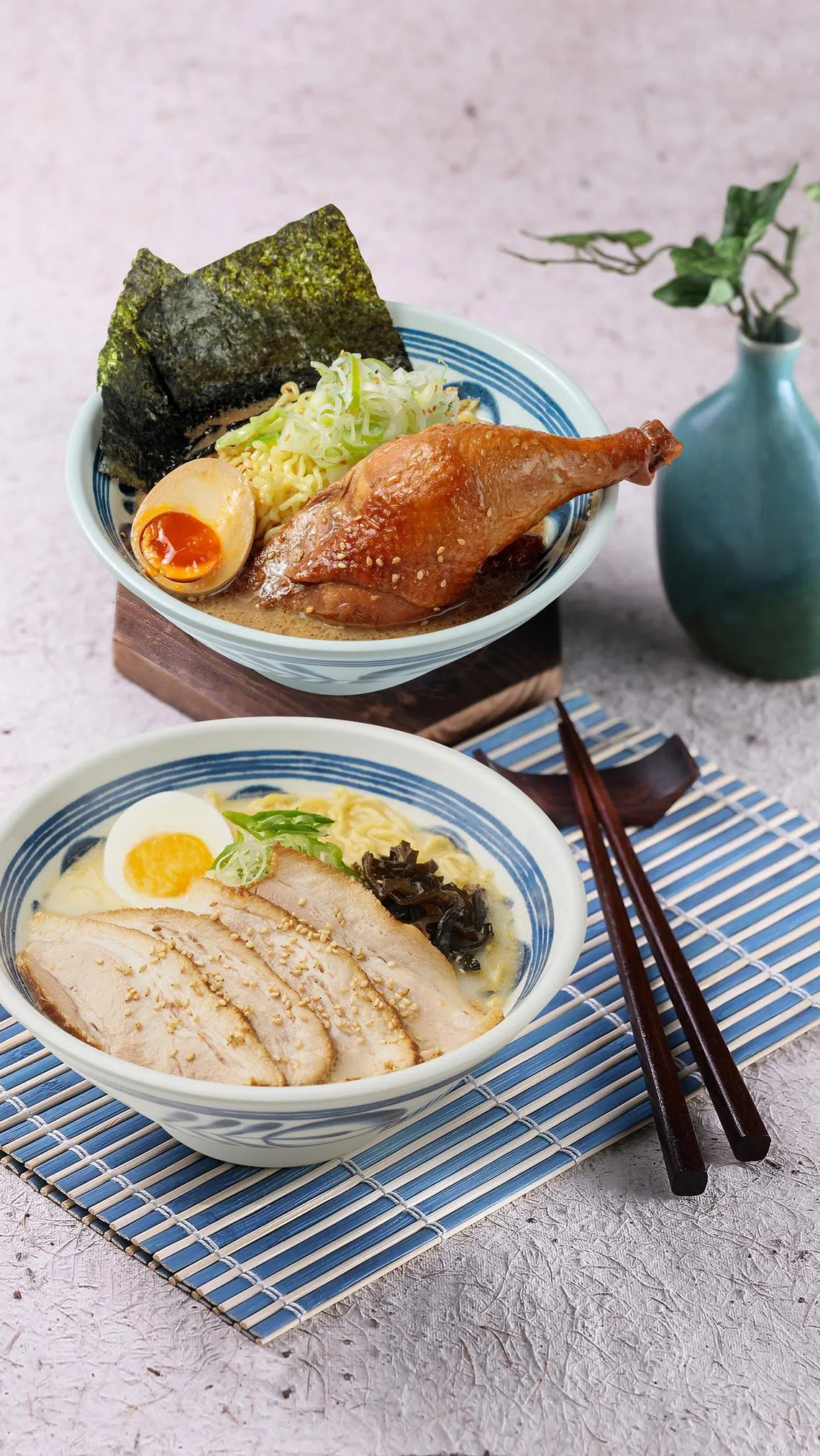 Ramen King的奶白色招牌豚骨汤经长时间熬煮，醇香清甜。（品牌提供）