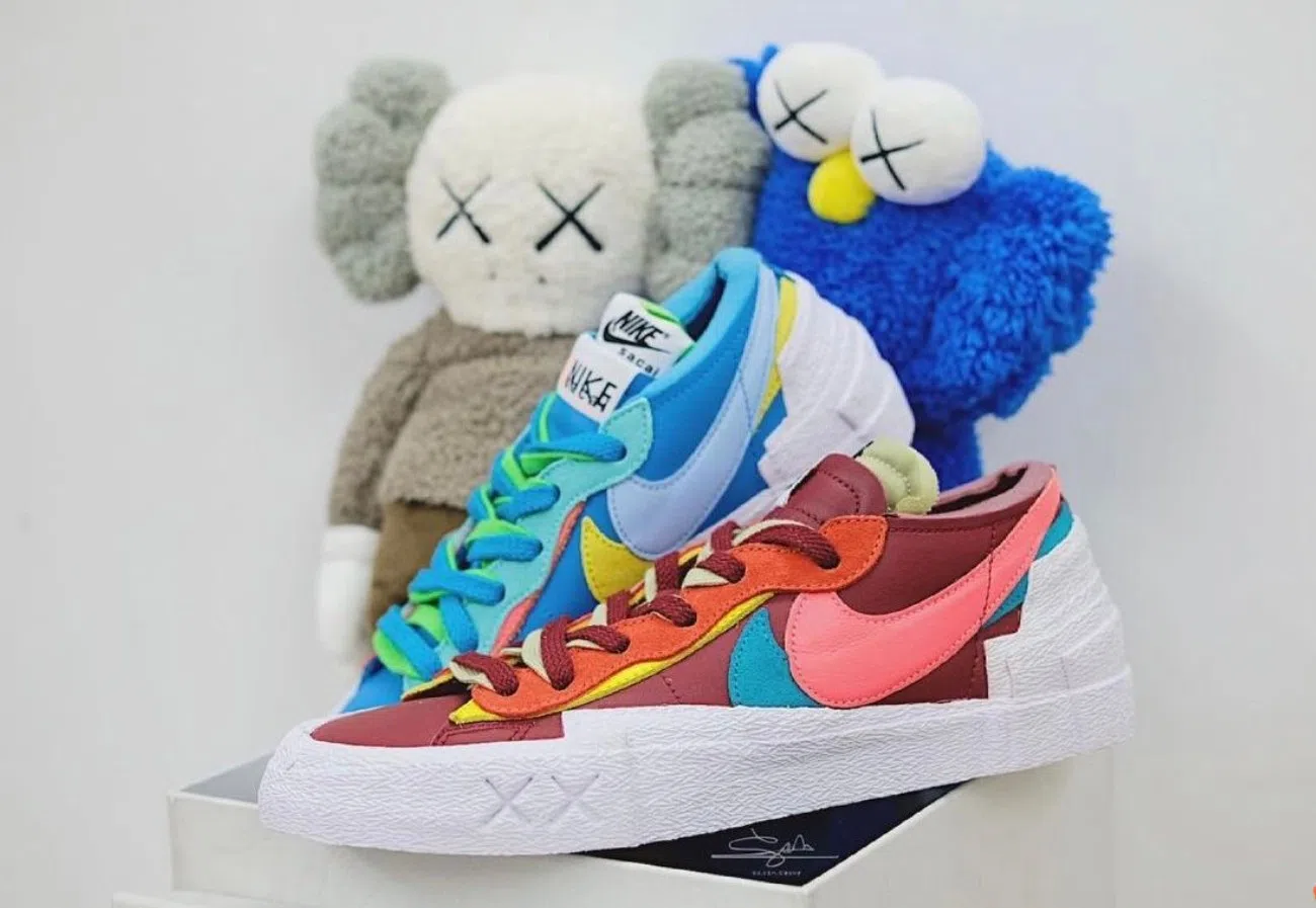Kaws X Nike X Sacai联名款运动帆布鞋。（互联网）