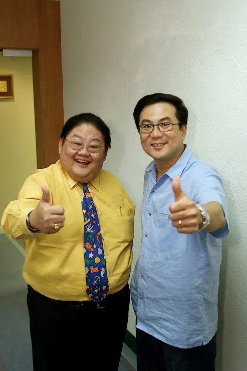 林益民（左）与梁智强的《 搞笑行动》是本地最长寿的经典喜剧综艺。（档案照）