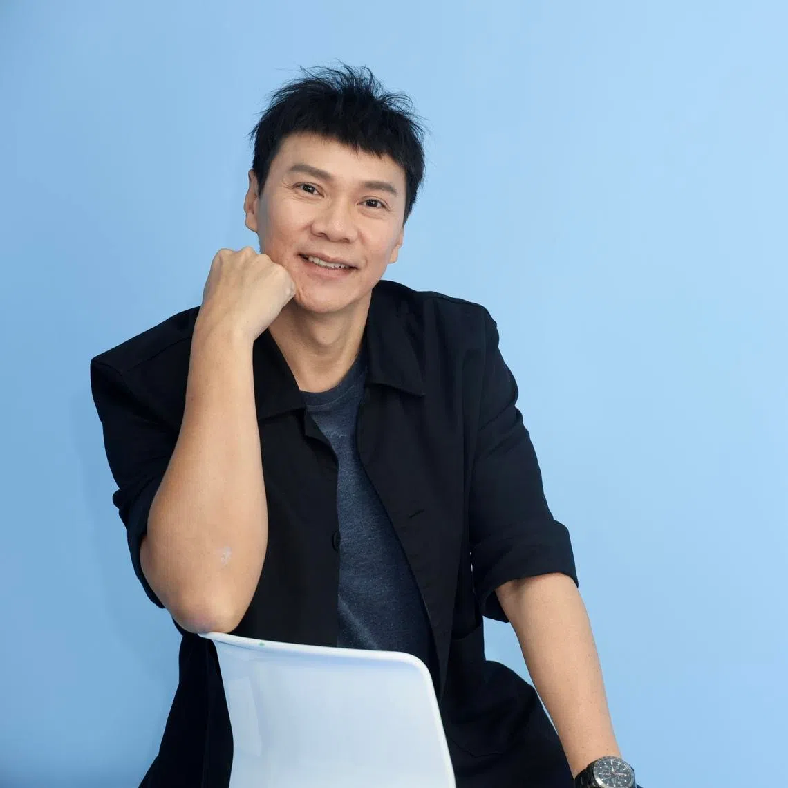 黄炯耀受访时曾幽默地多公司或许觉得他老了，才给他这么多爸爸角色。（档案照）