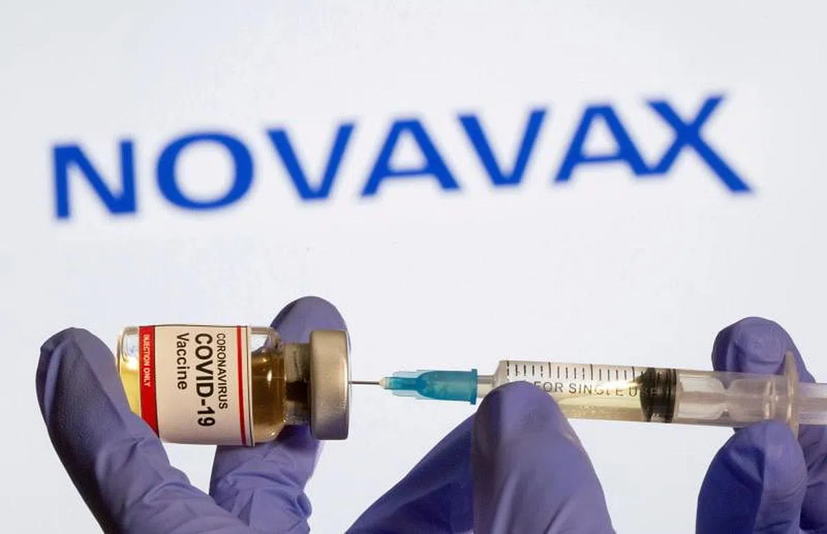 新加坡今年1月已和美国制药公司诺瓦瓦克斯（Novavax）签订预购协定，购买该公司的重组蛋白疫苗，希望最迟在今年年底接收这款疫苗。（路透社）