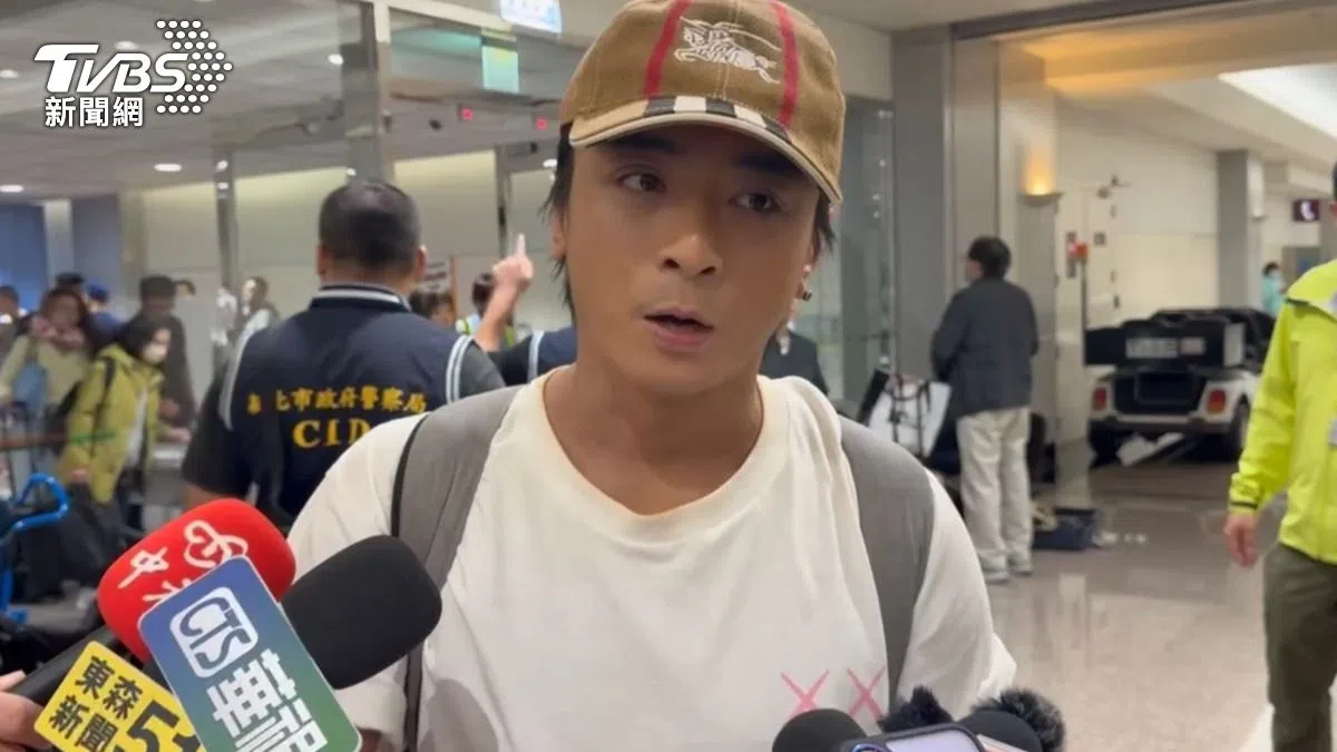 Toro陪同坤达返回台湾。（TVBS新闻网）