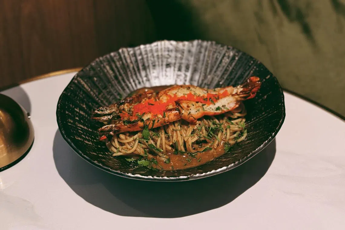 Botany中西合璧的虾面意大利面酱汁，以本地虾面汤底的方式熬制。（餐馆提供）