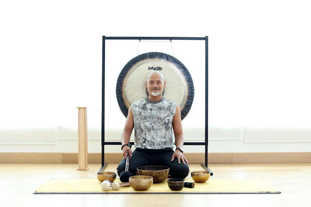 Azmi Samdjaga认为音频疗治是很直接、真实的一种体验，不用想太多，直接感受就可以了。（龙国雄摄）