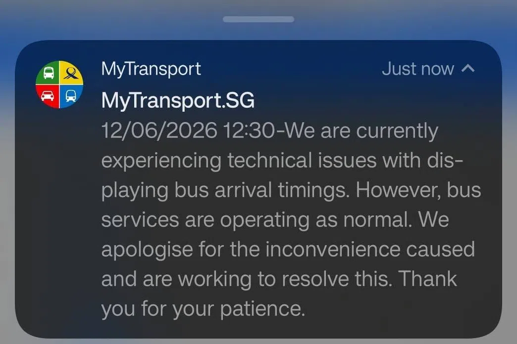 陆交局的MyTransport.SG应用等多个平台，星期五下午起都无法显示巴士到站时间。陆交局通过应用发通知说，目前正面临技术问题， 但巴士服务未受影响。（取自脸书）
