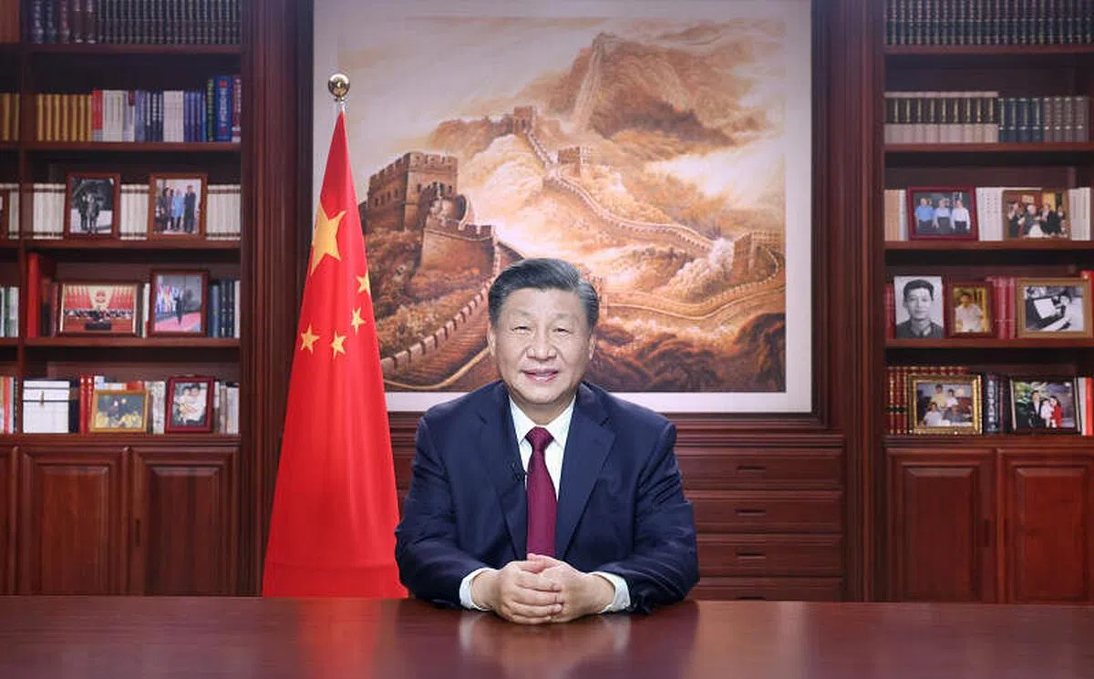 中国国家主席习近平12月31日通过中央广播电视总台和互联网，发表新年贺词。（新华社）