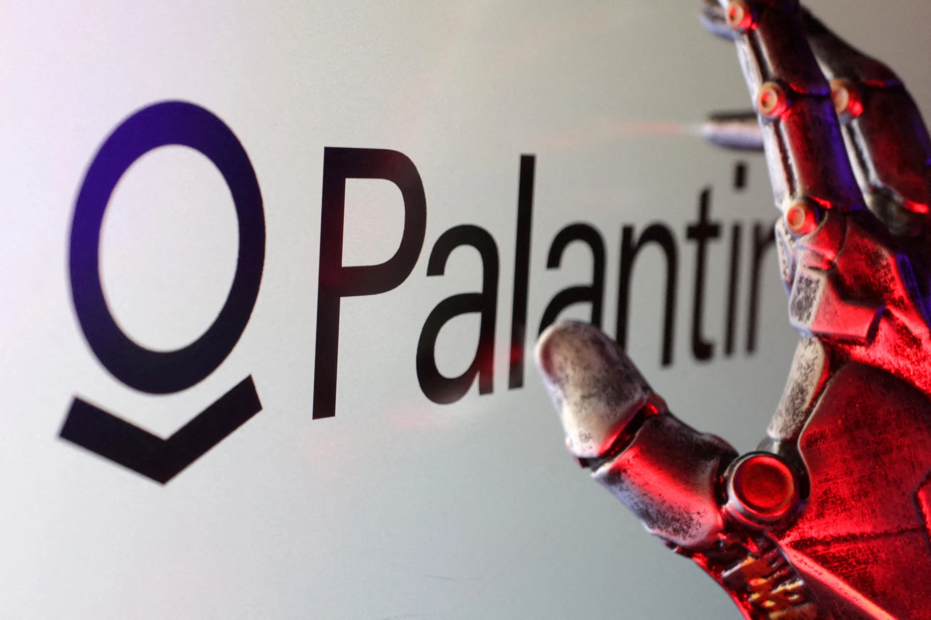 市场投资者加大押注Palantir Technologies的人工智能业务会起飞，以及它与美国政府关系会进一步加强，所以它的市值在今年已增长约一倍。（路透社）